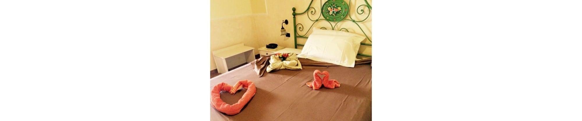 Hotel Oasi Da Paolo Кастеллуццо Экстерьер фото